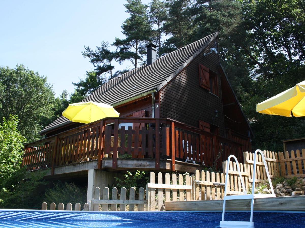 Pretty Chalet In Beaulieu With Private Pool Eksteriør billede
