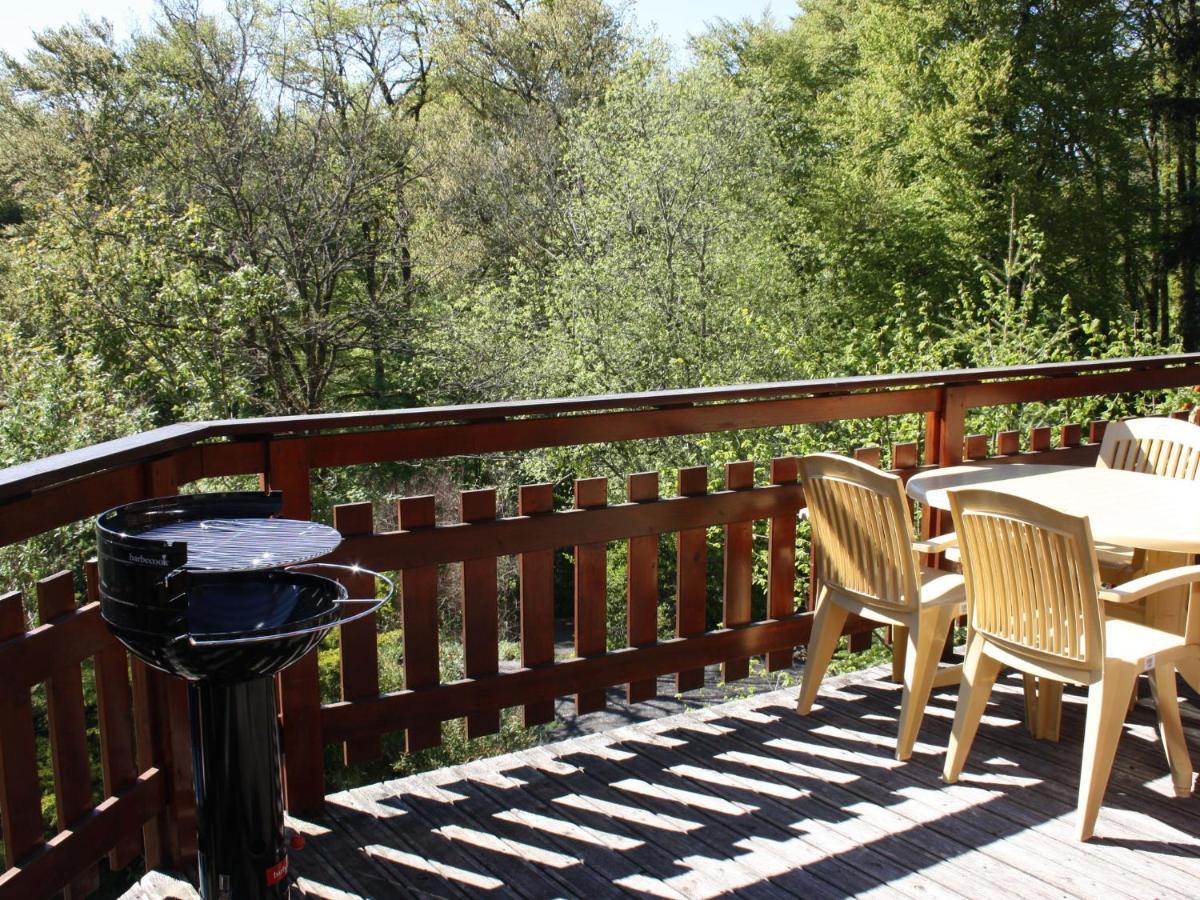 Pretty Chalet In Beaulieu With Private Pool Eksteriør billede