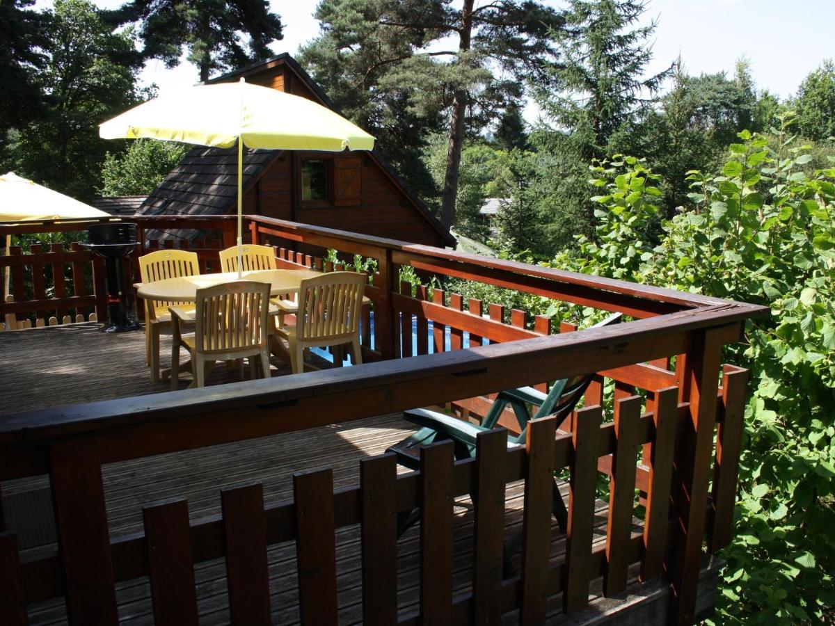 Pretty Chalet In Beaulieu With Private Pool Eksteriør billede