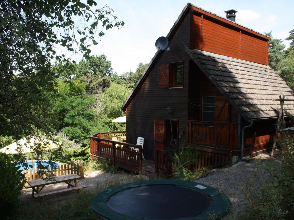 Pretty Chalet In Beaulieu With Private Pool Eksteriør billede